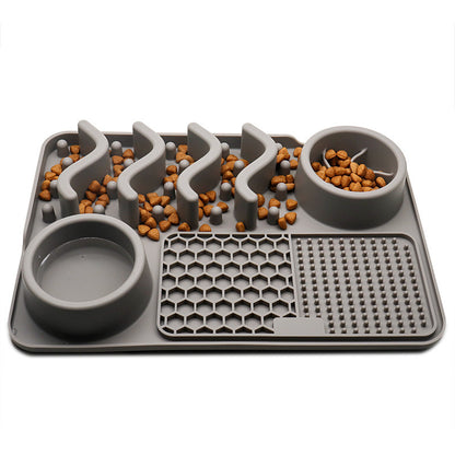 Multifunctional Dog Silicone Licking Mat & Food Bowl